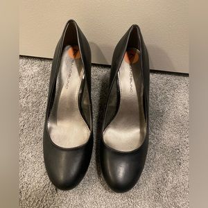Women’s Bandolino Black Heels Size 7